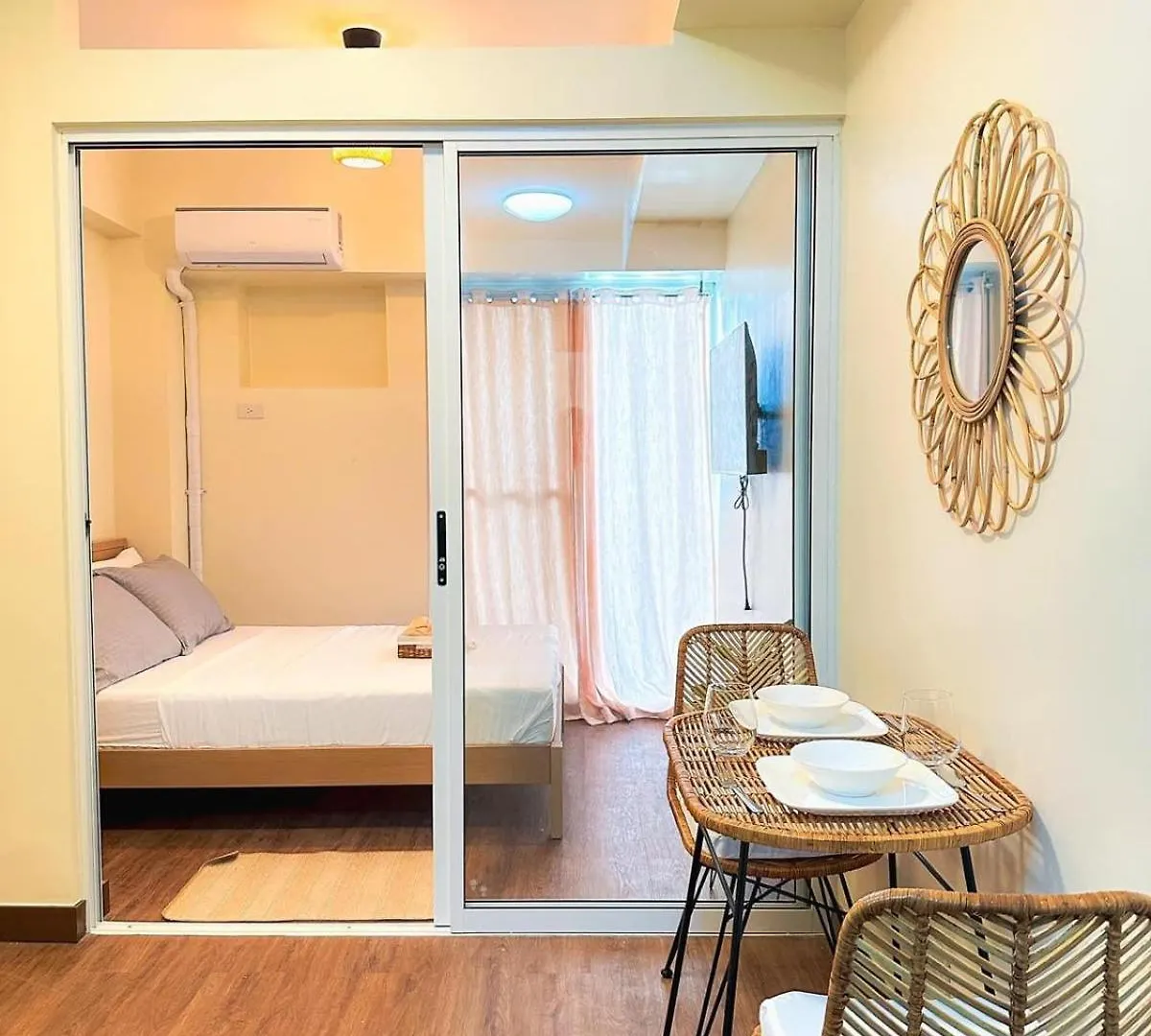 Prisma Residences By La Casa Staycation Pasig City Hotel apartamentowy